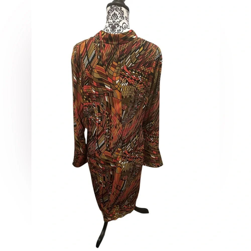 V. by Vanessa Williams Woven Geo Printed Bell Sleeve Lined Dress Size XL - Picture 3 of 8
